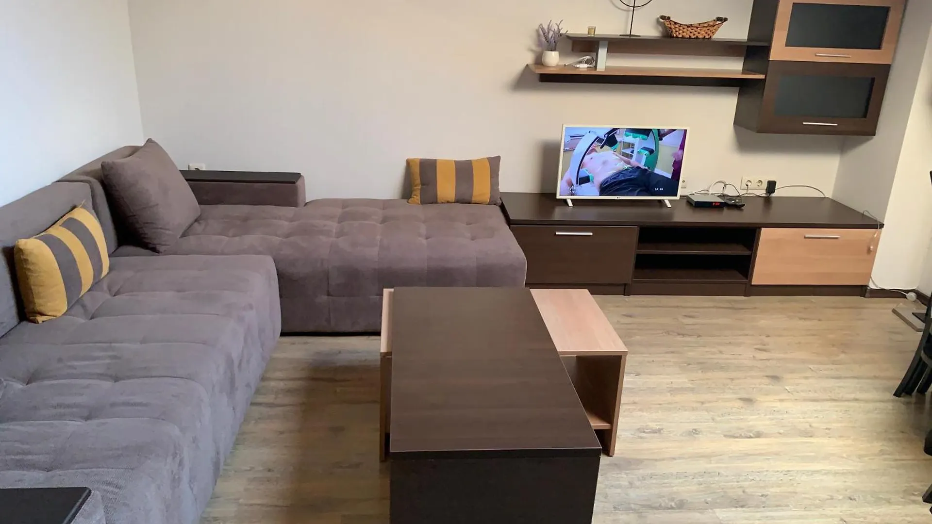 7 Apartments In Alexander Complex Bansko