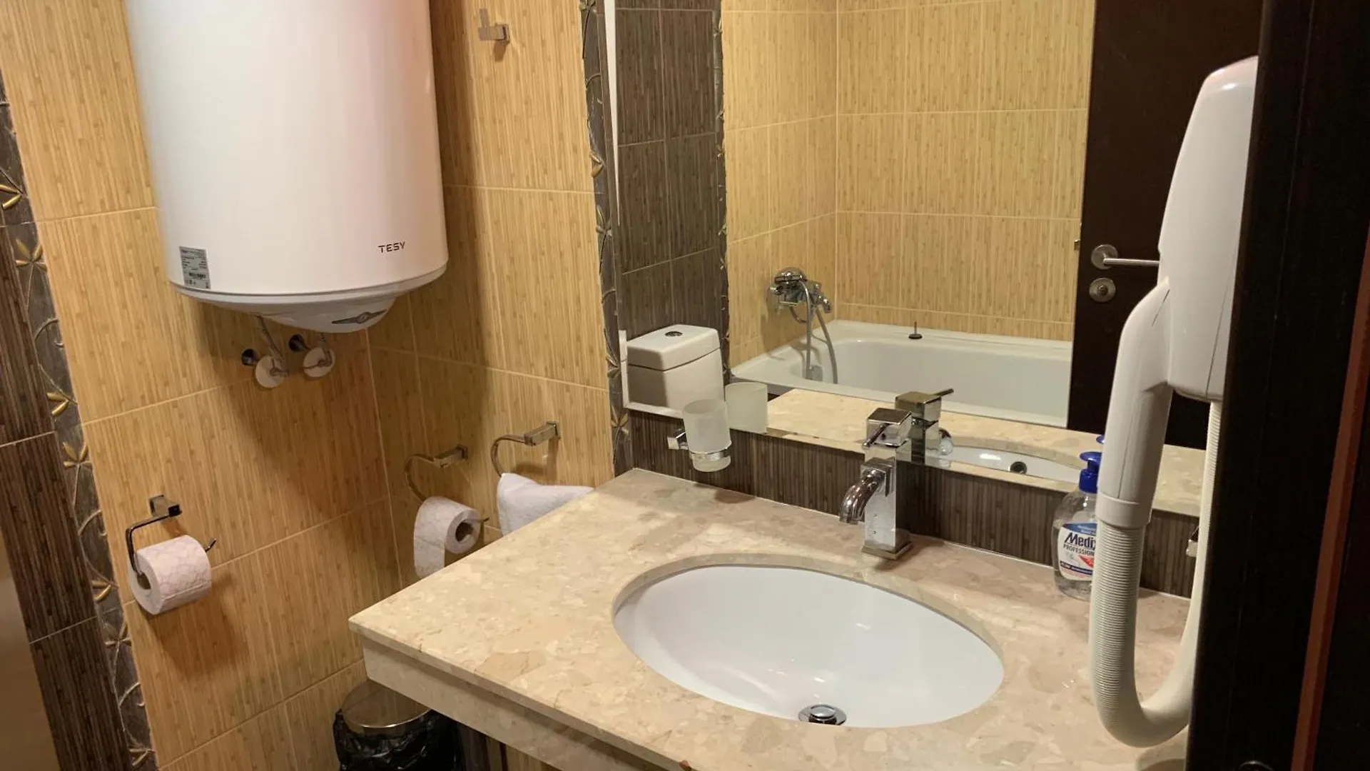 7 Apartments In Alexander Complex Bansko
